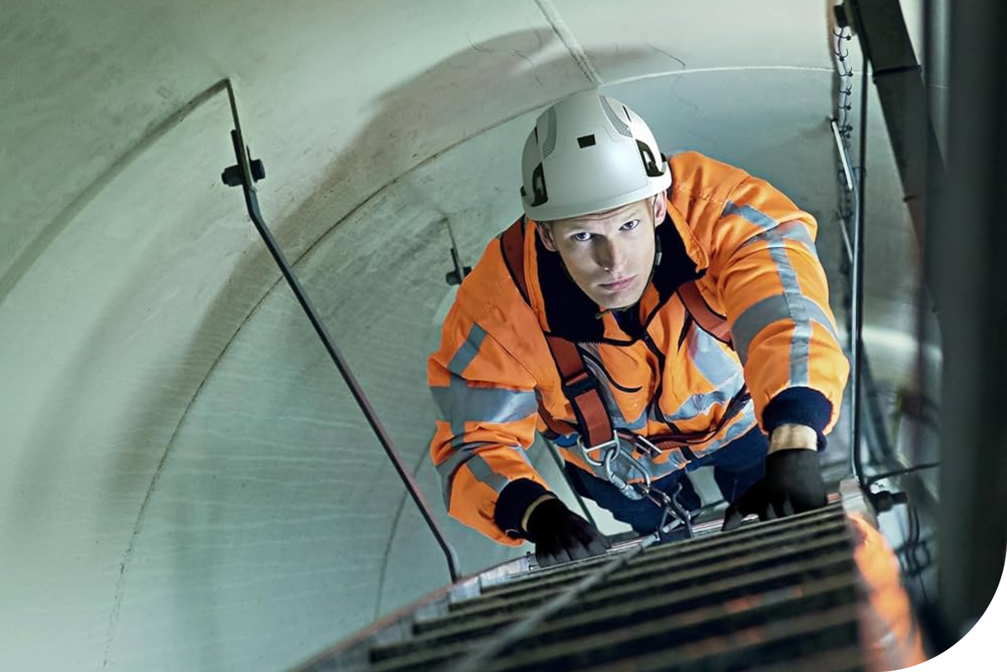 Man working at height wearing JSP PPE